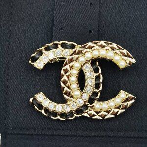 ✨✨Chanel brooch